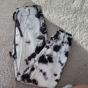 Mustard seed black and white tie dye sweatpants.